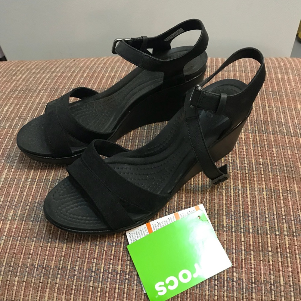 Women’s Crocs wedge sandal